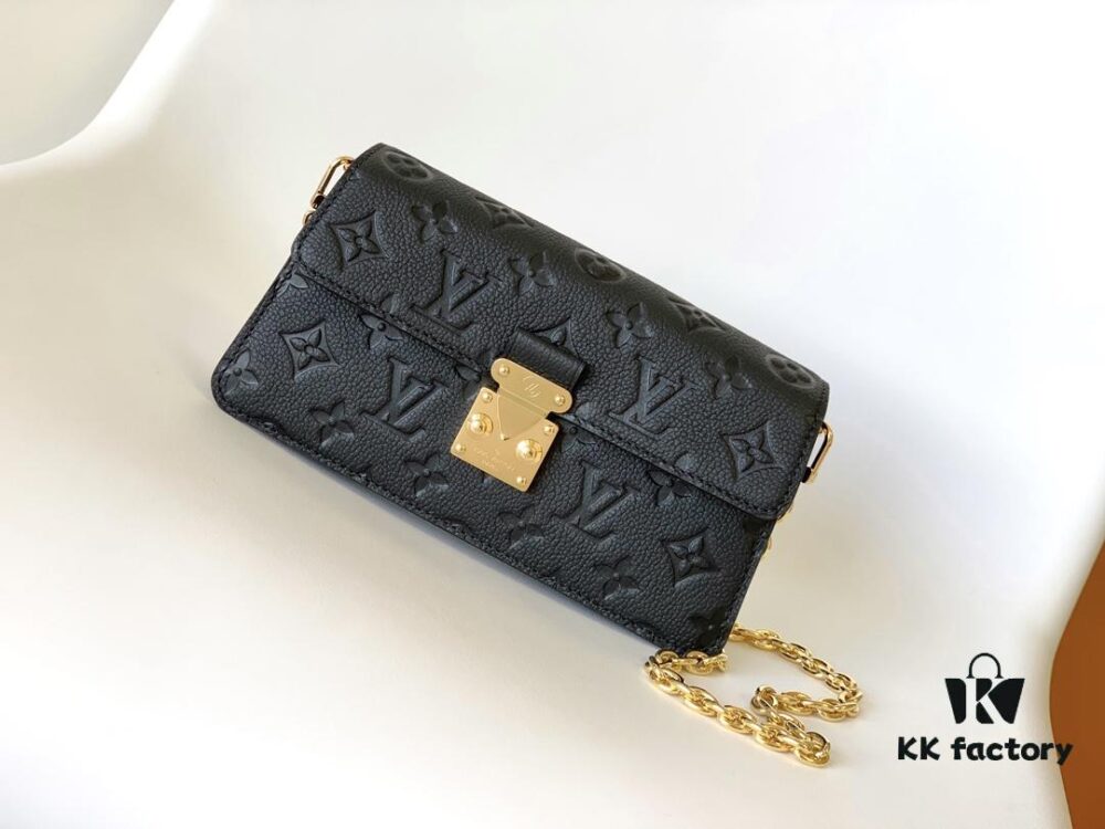 Wallet On Chain Metis Chain Bag in Black M82637 and White M82836