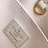M23437 Beige M22311 Black M23637 Off-White Top-Quality Original Order This Lock & Go Handbag Conveys Fashion Trends with Stylish Design and Exquisite Details