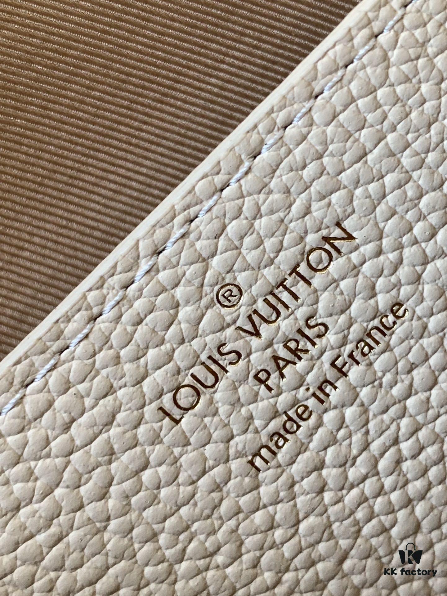 Wallet On Chain Metis Chain Bag in Grainy Mjs Monogram Empreinte Leather, Black M82637 and White M82836