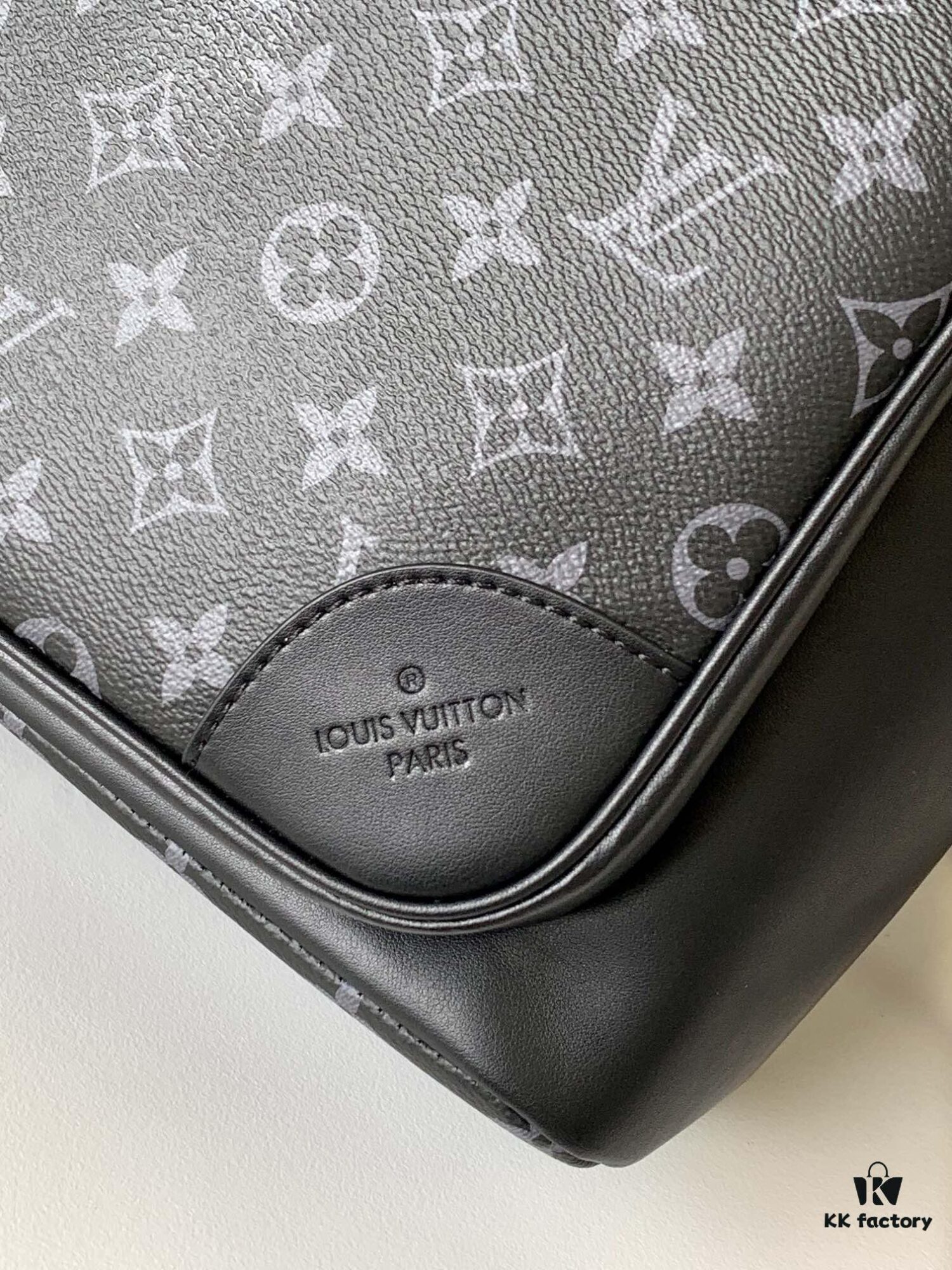 69305d96f09edb6de4c4ffce Top Quality Original M45335 Black Flower Black Check Dean Backpack