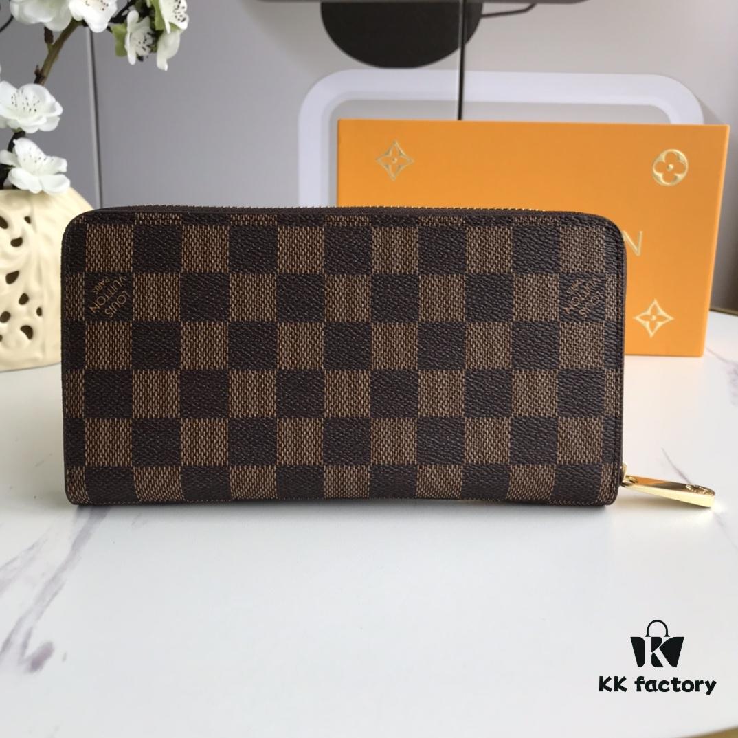 M60017 Interior Colorway Zippy Coin Purse