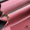 M60017 Interior Colorway Zippy Wallet