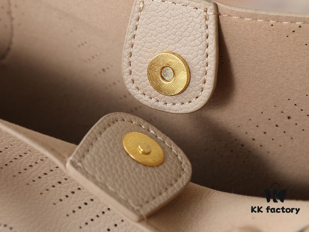 Upgraded Original M13839 Mahina Bloom Medium Blossom Handbag