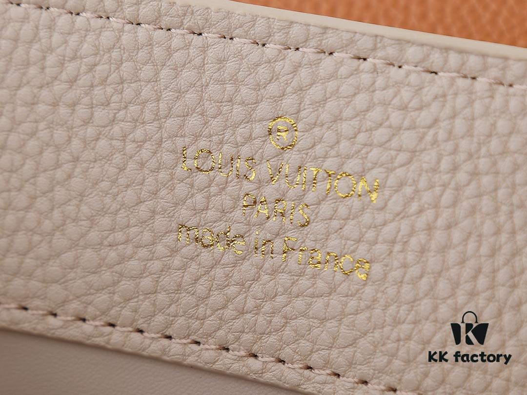 Guangzhou Goods Upgrade Original Version M12956 M12952 M14176 This Mini Capucines Bag Features Luxurious Taurillon Cowhide Leather in a Refined Seasonal Hue, Accentuated with Shining Metal Hardware and the LV Initials as a Signature Detail. The Flap Can Be Worn Externally or Tucked Inside to Reveal a Well-Organized Interior, While the Zippered Pocket Offers Secure Storage for Valuables. The Detachable and Adjustable Shoulder Strap Allows for Versatile Carrying Options. Dimensions: 27.0 x 17.3 x 9.0 cm (L x H x W)