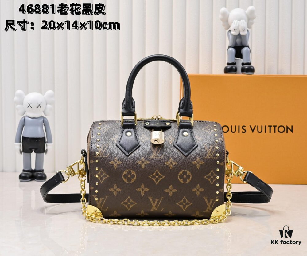 Upgraded Original M46881 LV Pillow This Season's Louis Vuitton Runway Piece