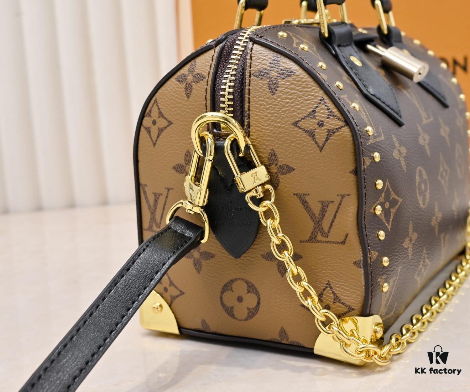 Upgraded Original M46881 LV Pillow This Season's Louis Vuitton Runway Piece