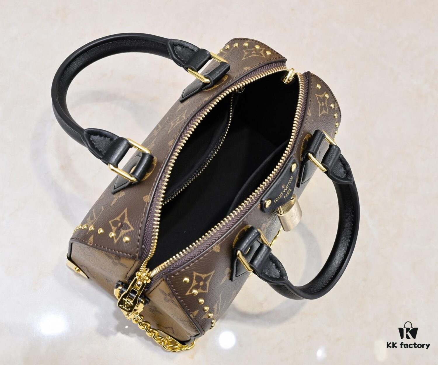 Upgraded Original M46881 LV Pillow This Season's Louis Vuitton Runway Piece