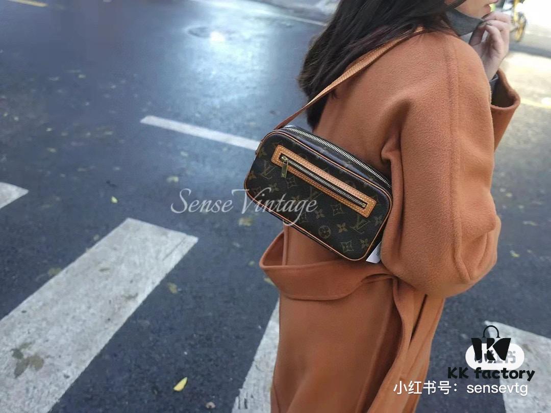 M51183 Small Open Smile Box Bag LV Vintage Monogram Shoulder Bag