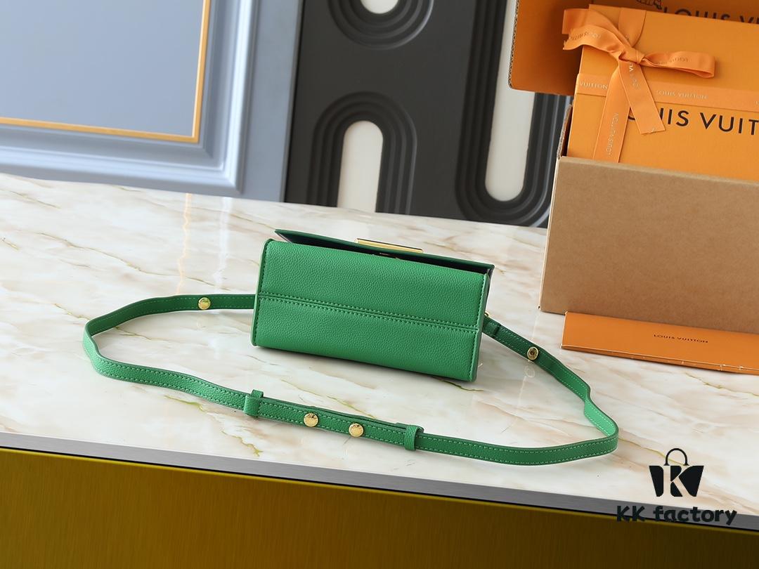 Upgraded Original M21590 M59090 Twist One Handle BB Handbag crafted from deeply dyed Taurillon leather, featuring a top single handle and the iconic LV Twist turn-lock flap closure. The contrast-color leather lining adds a trendy touch, ideal for crossbody, shoulder, or handheld wear.