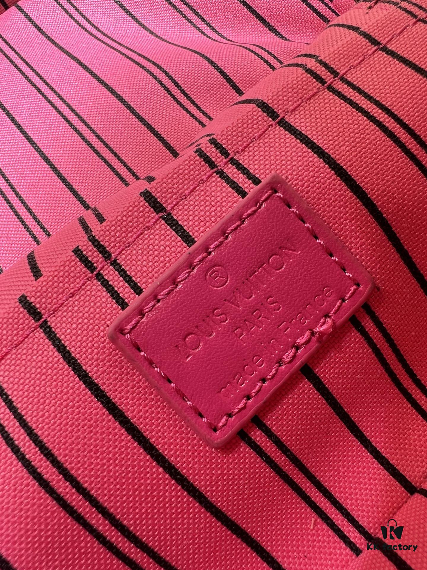 M44495 Nice Mini Cosmetic Case