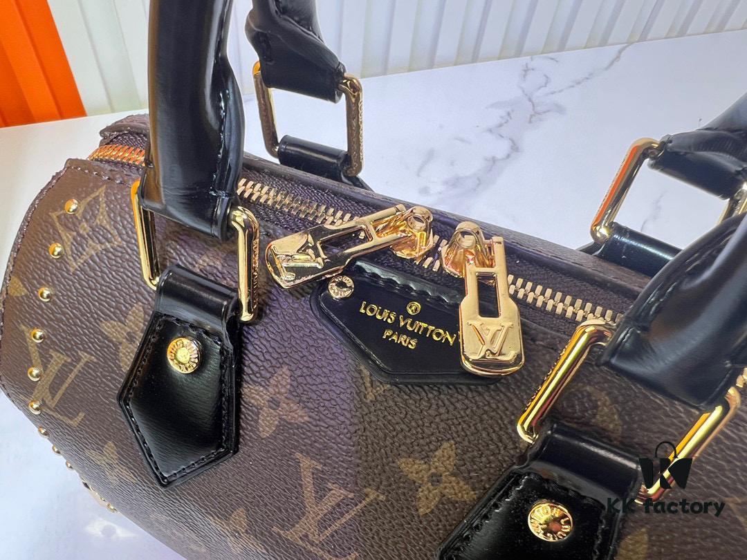 Upgraded Original M46881 LV Pillow This Season's Louis Vuitton Runway Piece