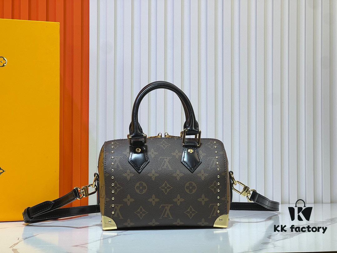 Upgraded Original M46881 LV Pillow This Season's Louis Vuitton Runway Piece