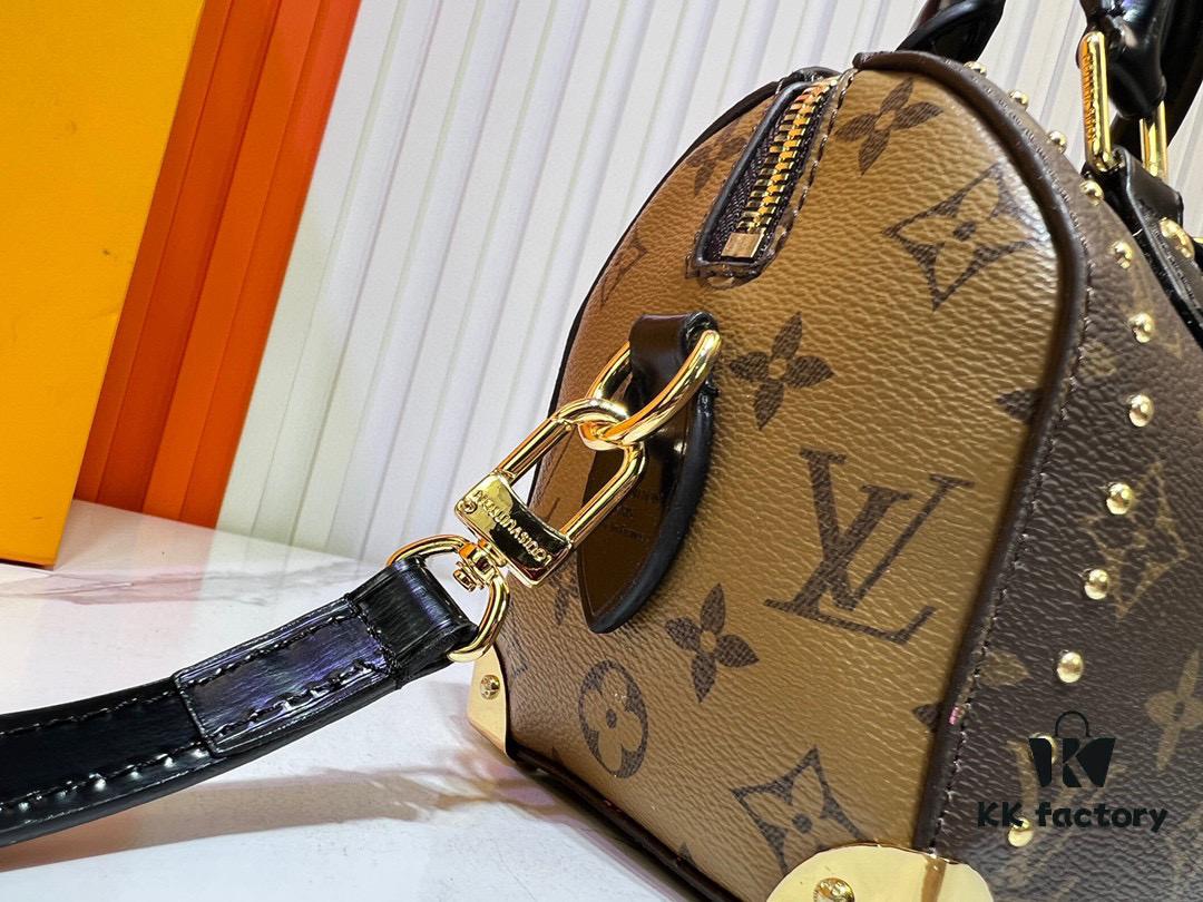 Upgraded Original M46881 LV Pillow This Season's Louis Vuitton Runway Piece