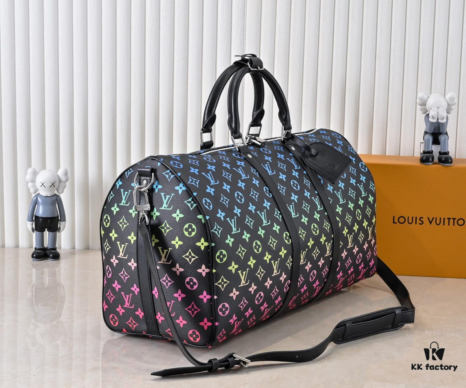 New Arrival M13745 41416 13915 Gradient Tricolor Series LV2025 Spring/Summer Collaboration with Takashi Murakami