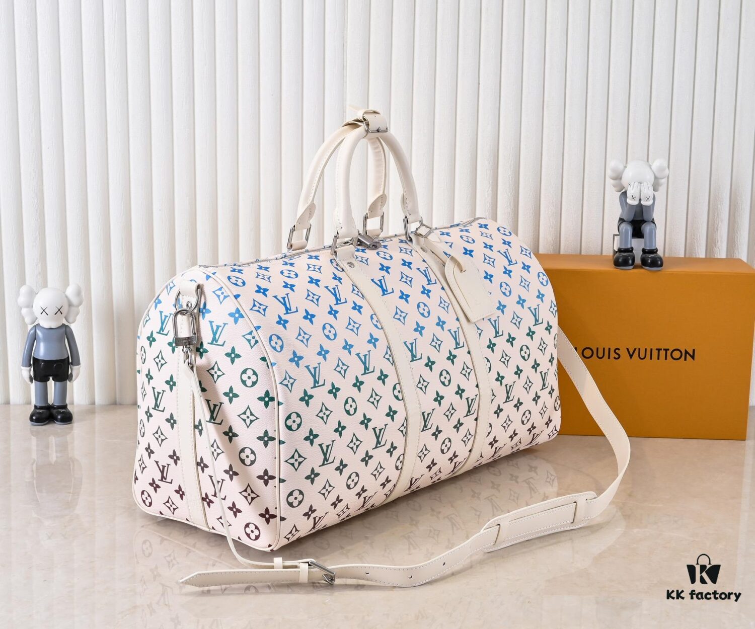 New Arrival M13745 41416 13915 Gradient Tricolor Series LV2025 Spring/Summer Collection x Takashi Murakami Collaboration