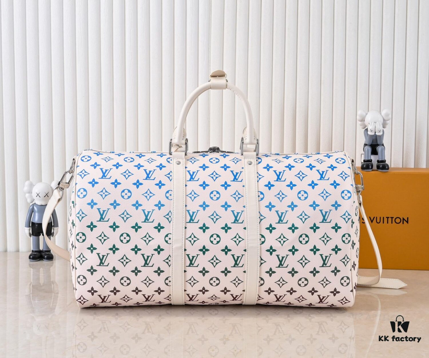 New Arrival M13745 41416 13915 Gradient Tricolor Series LV2025 Spring/Summer Collection x Takashi Murakami Collaboration