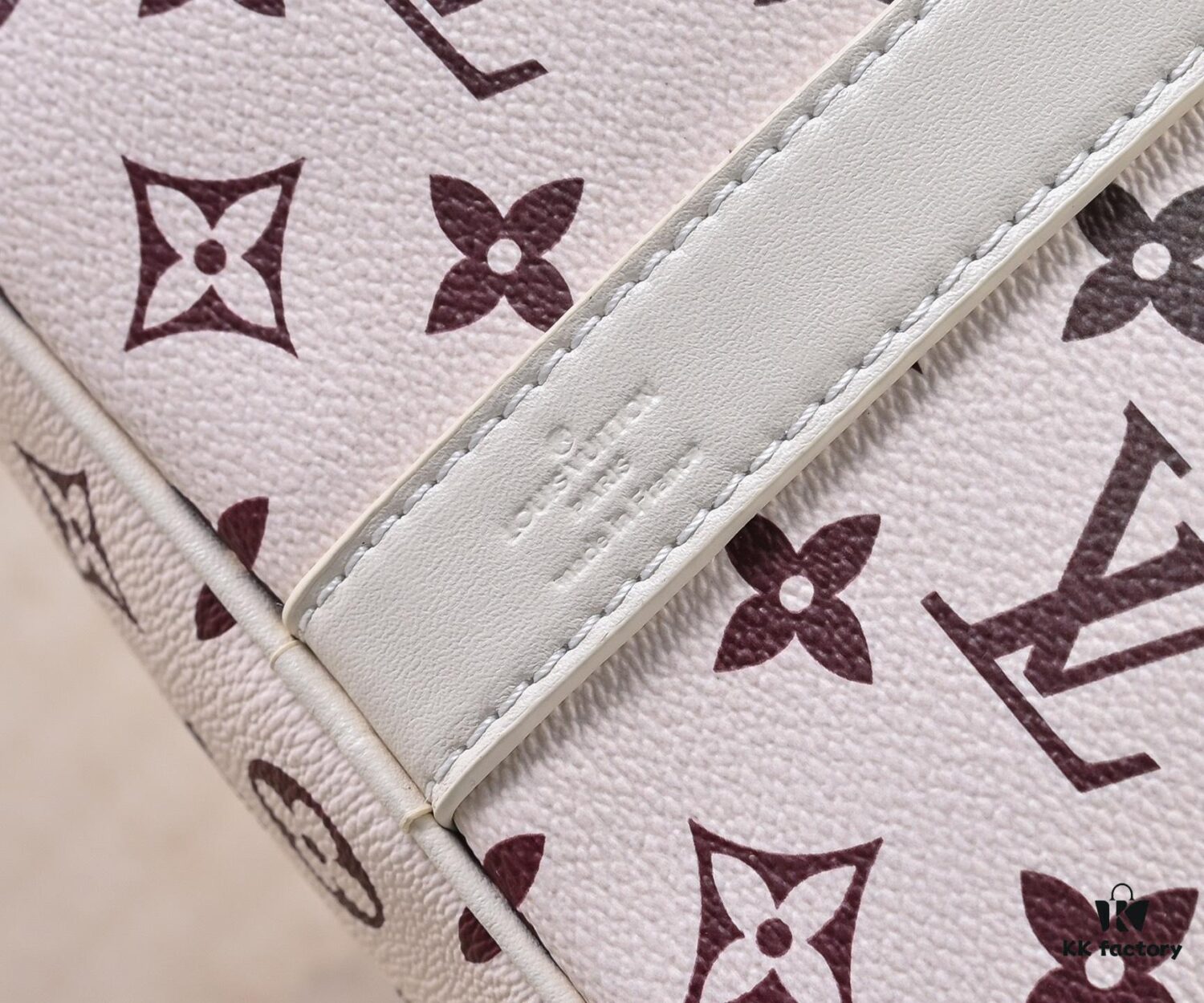 New Arrival M13745 41416 13915 Gradient Tricolor Series LV2025 Spring/Summer Collection x Takashi Murakami Collaboration