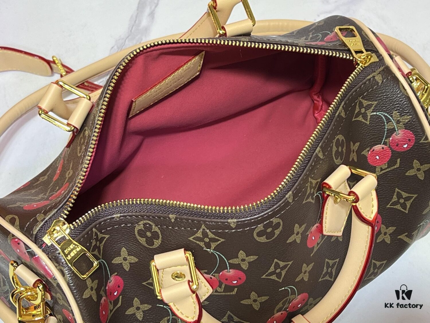 M17089 M40391 Louis Vuitton Cherry Series Handbag from 2005 Designed by Takashi Murakami