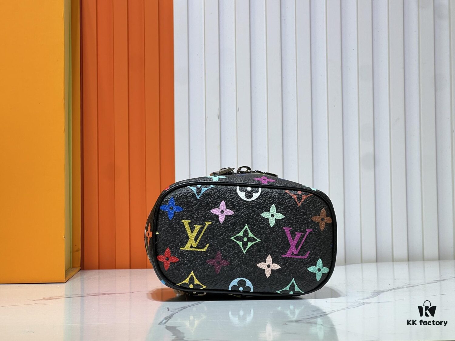 Upgraded Original M13747 M44495 M42265 M44936 M42263 LV Takashi Murakami Nice Mini Nano Cosmetic Pouch Featuring Monogram Print in 33 Vibrant Colors, 2025 LV x Takashi Murakami Collaboration White Tricolor and Black Tricolor Twelve-Section Series, Globally Popular Among Celebrities