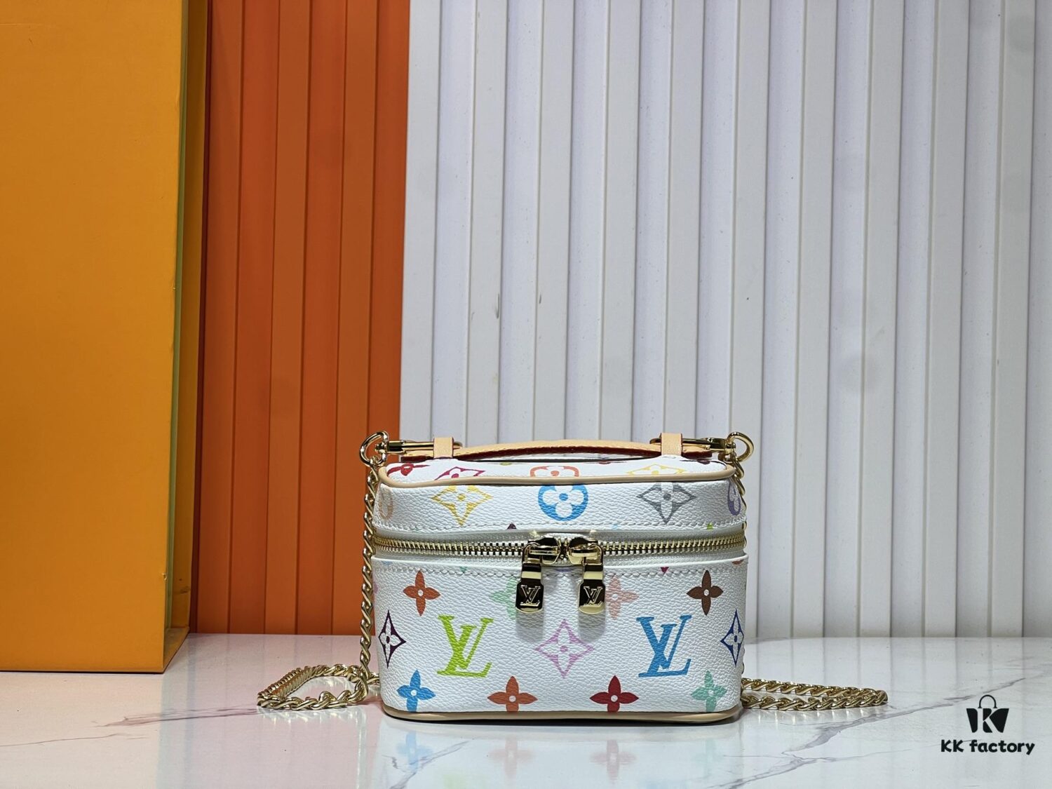 Upgraded Original M13747 M44495 M44936 M42263 M42265 LV Takashi Murakami Nice Mini Nano Pouch with Monogram Print in 33 Vibrant Colors, 2025 LV x Takashi Murakami Collaboration White Tricolor and Black Tricolor Twelve-Section Series, Popular Worldwide Among Celebrities