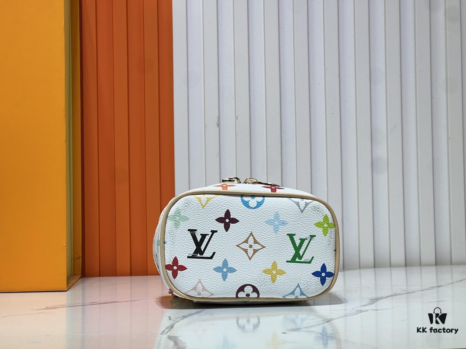 Upgraded Original M13747 M44495 M44936 M42263 M42265 LV Takashi Murakami Nice Mini Nano Pouch with Monogram Print in 33 Vibrant Colors, 2025 LV x Takashi Murakami Collaboration White Tricolor and Black Tricolor Twelve-Section Series, Popular Worldwide Among Celebrities