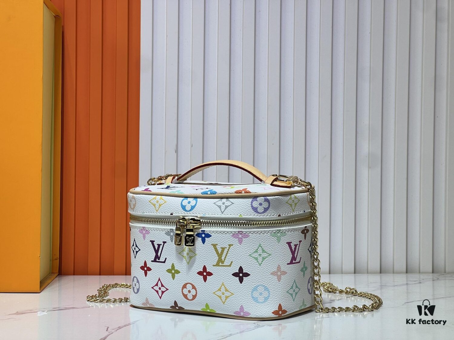 Upgraded Original M13747 M44495 M42265 M44936 M42263 LV Takashi Murakami Nice Mini Nano Cosmetic Pouch Featuring Monogram Print in 33 Vibrant Colors, 2025 LV x Takashi Murakami Collaboration White Tricolor and Black Tricolor Twelve-Section Series, Globally Popular Among Celebrities