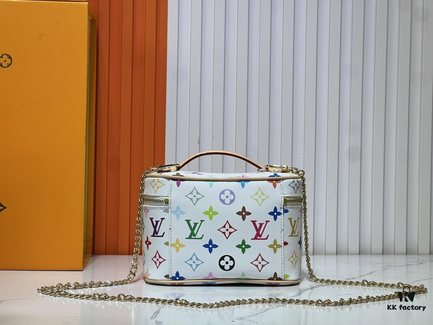 Upgraded Original M13747 M44495 M42265 M44936 M42263 LV Takashi Murakami Nice Mini Nano Cosmetic Pouch Featuring Monogram Print in 33 Vibrant Colors, 2025 LV x Takashi Murakami Collaboration White Tricolor and Black Tricolor Twelve-Section Series, Globally Popular Among Celebrities