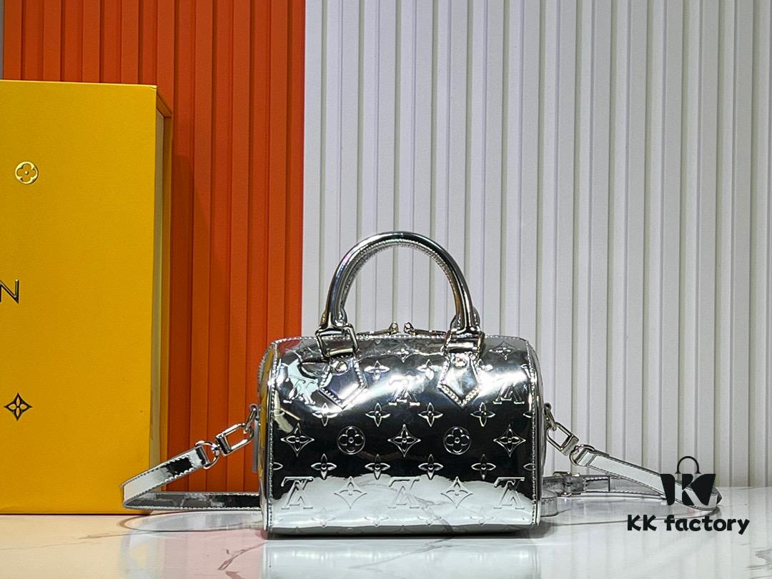 M11987 M58953 Silver Speedy Bandoulière 20 Handbag from LV Ski Collection