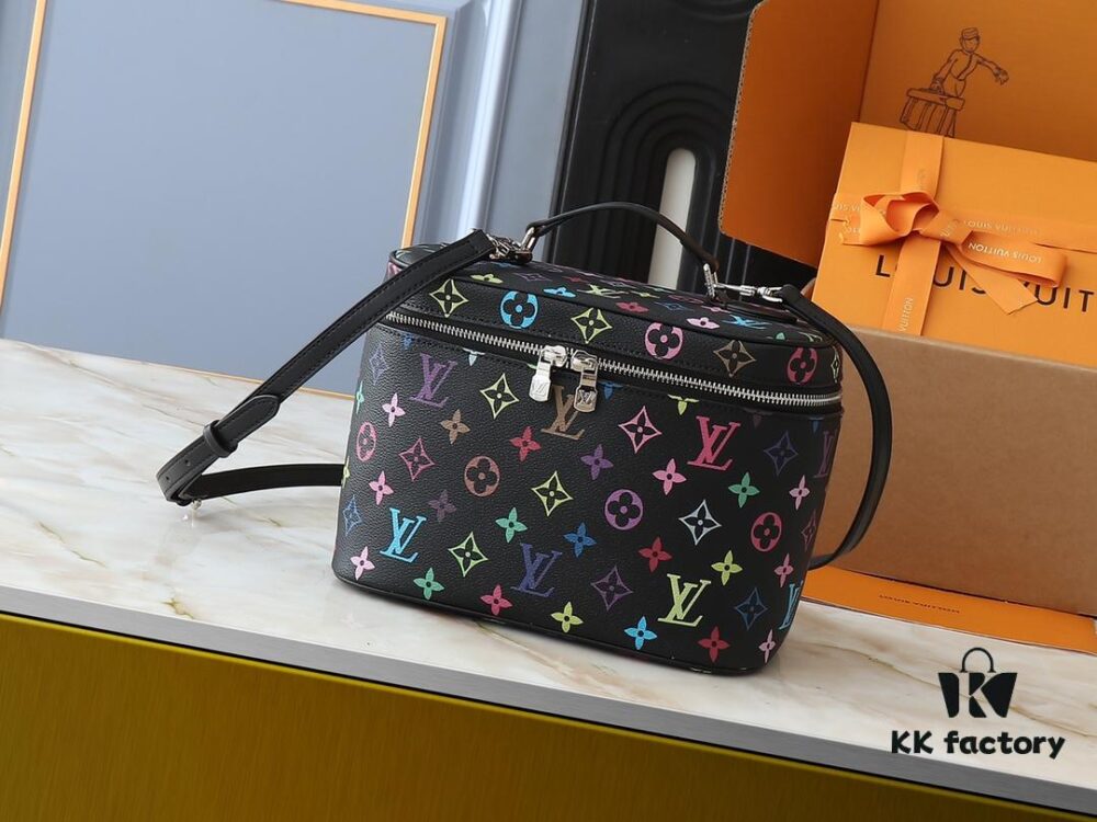 Upgraded Original M13747 M44495 M42265 M44936 M42263 LV Takashi Murakami Nice Mini Nano Pouch with Monogram Print in 33 Vibrant Colors, 2025 LV x Takashi Murakami Collaboration White Tricolor and Black Tricolor Twelve-Section Series, Popular Worldwide Among Celebrities