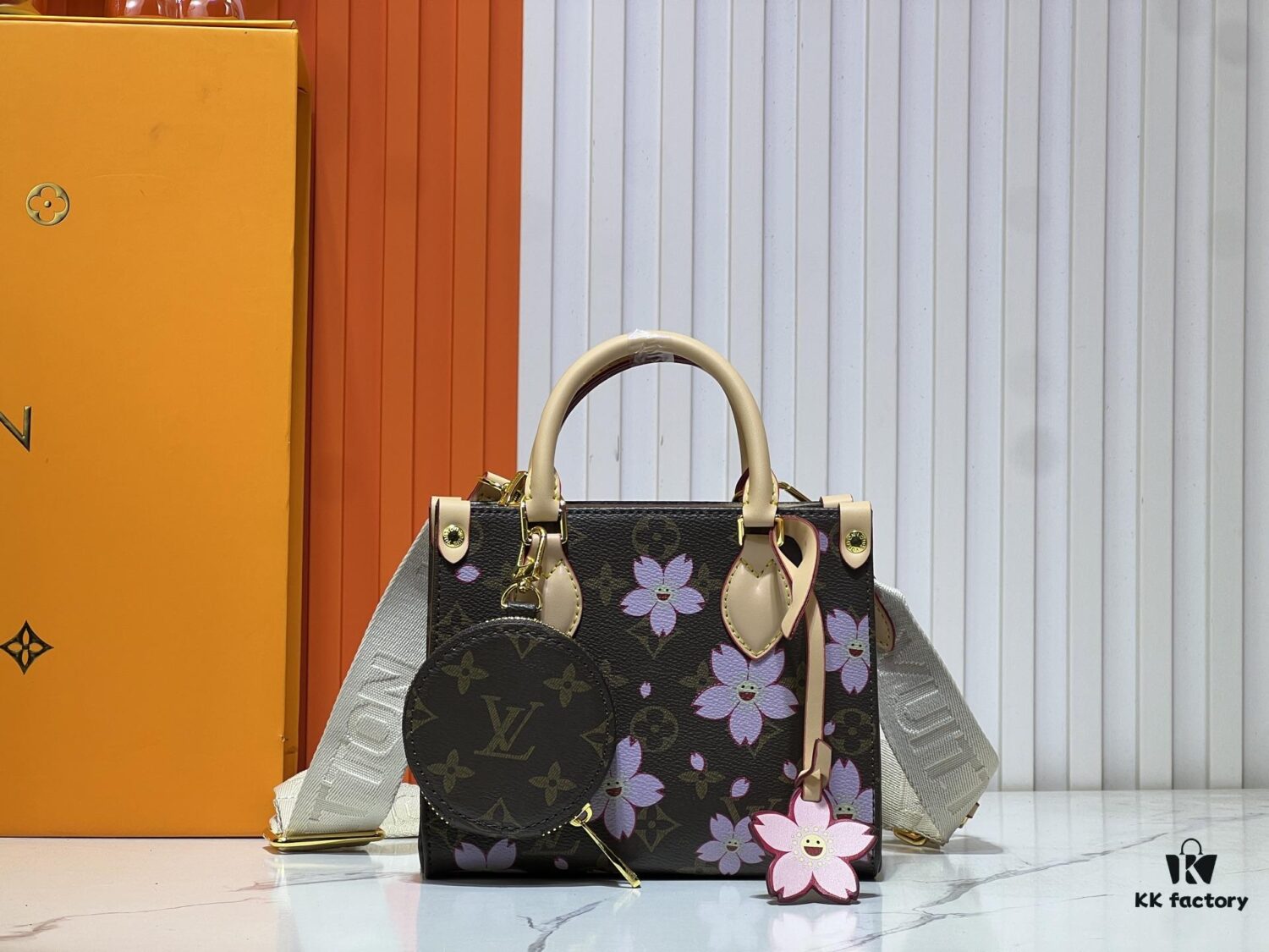 M45659 M46373🔥Lv & Murakami 🐼 Cherry Blossom 🌸 OnTheGo Small Size New Version