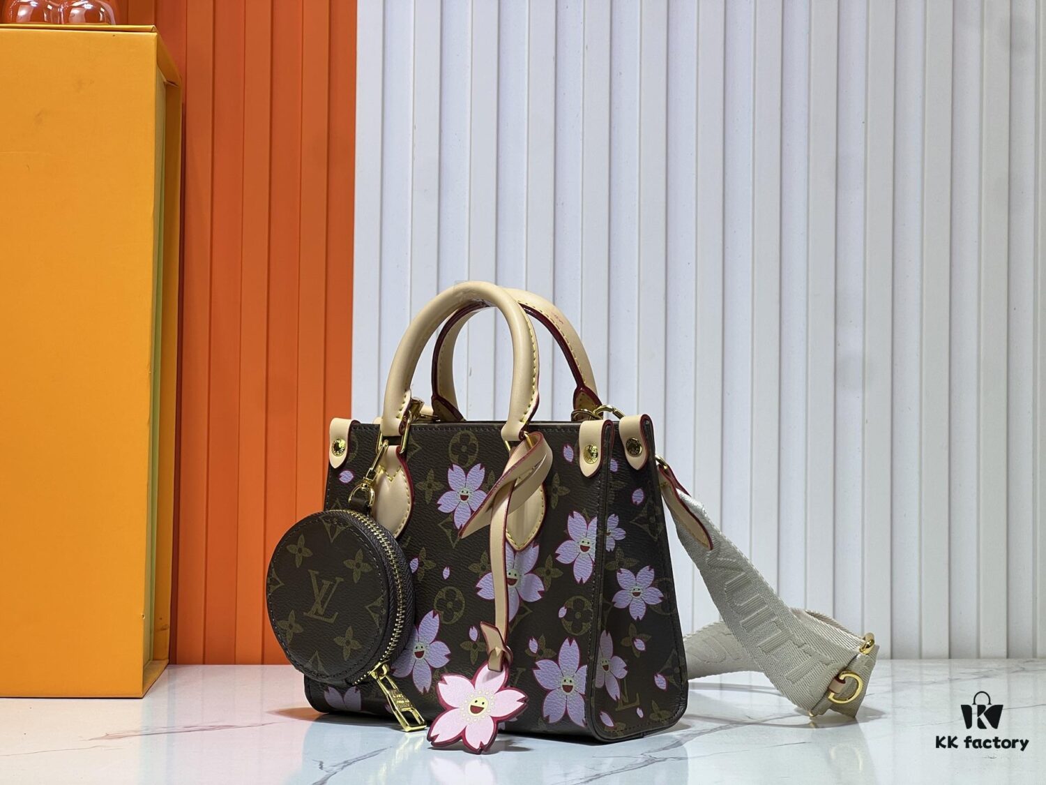 M45659 M46373🔥Lv & Murakami 🐼 Cherry Blossom 🌸 OnTheGo Small Size New Version