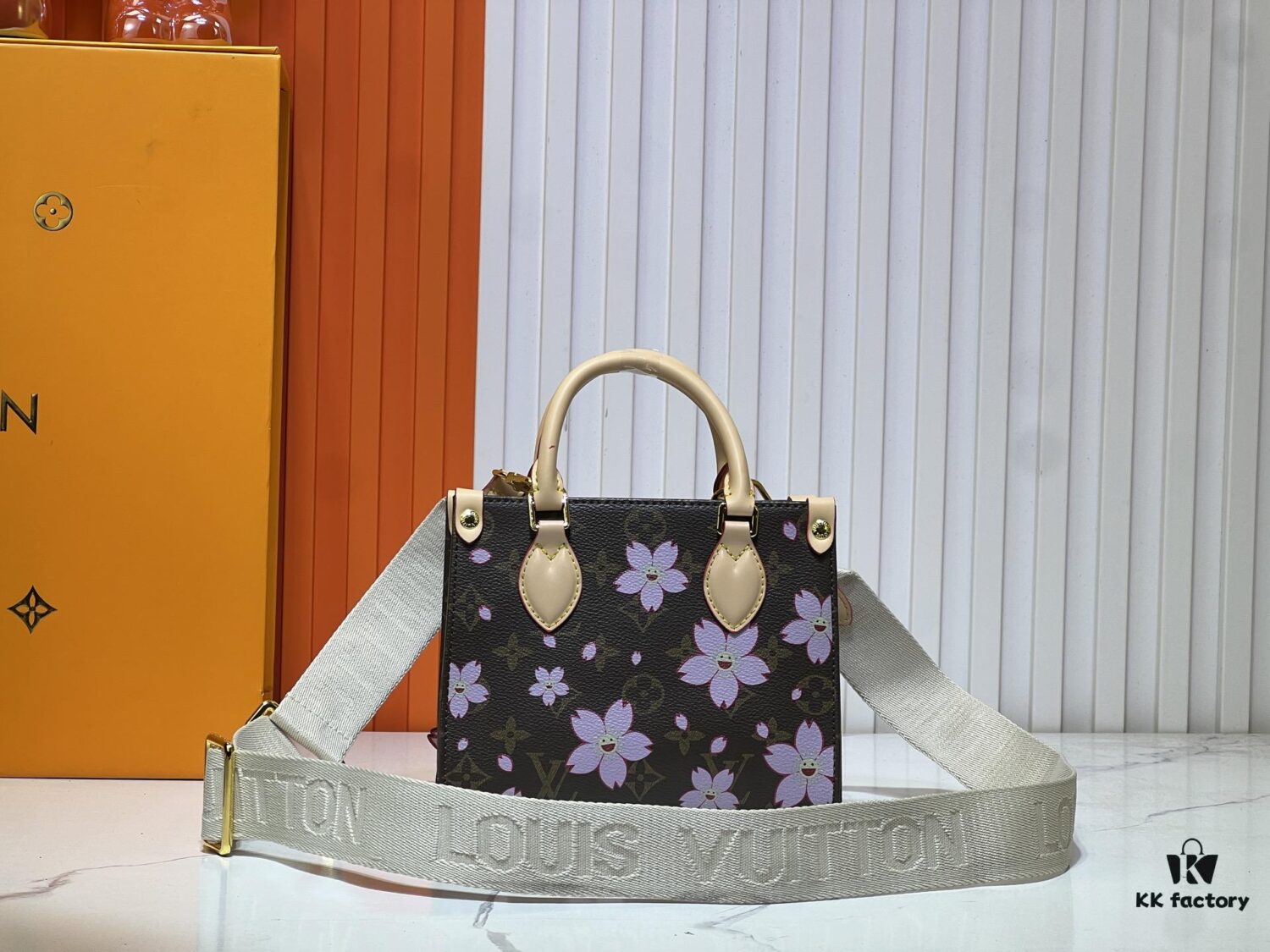 M45659 M46373🔥Lv & Murakami 🐼 Cherry Blossom 🌸 OnTheGo Small Size New Version