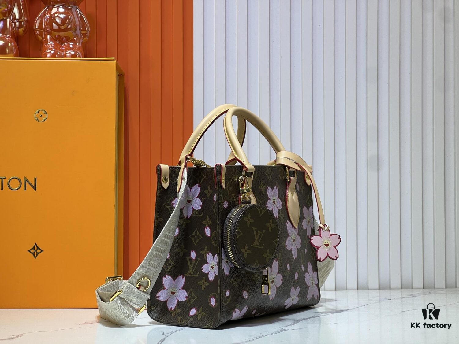 M45659 M46373🔥Lv & Murakami Panda Sakura🌸 OnTheGo PM New Version