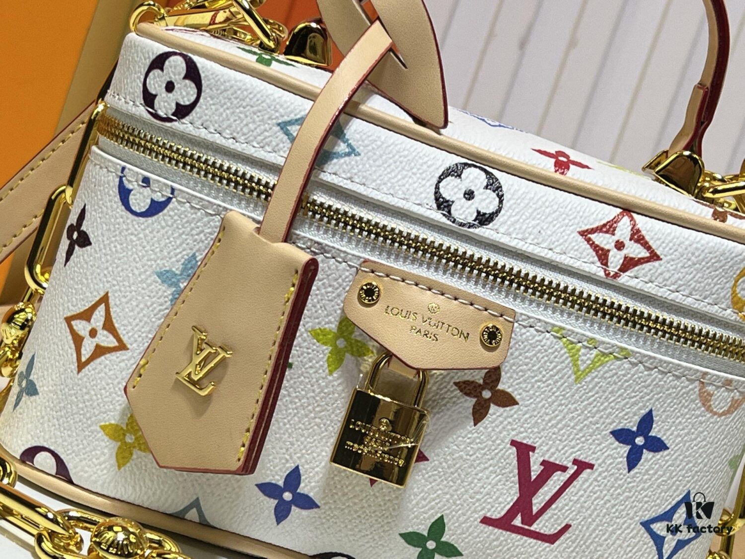 Murakami Takashi White Tricolor Upgrade Original Version M47125 M42264 Vanity Chain Pouch