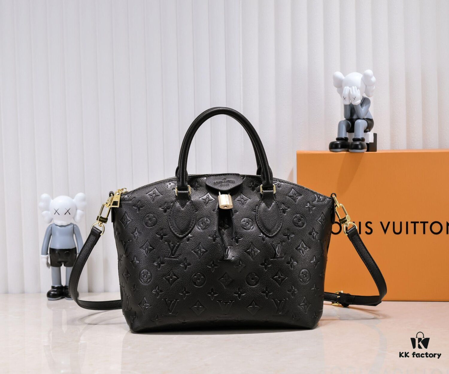 Top Quality Original Embossed Vintage Monogram Double-Sided Reversible Yellow Leather M45986 Small Size Embossed M45987 Large Size Boétie Small Zip Tote Bag in Monogram Canvas with Leather Trims, Fabric Lining, Lock and LV-Embossed Leather Tag