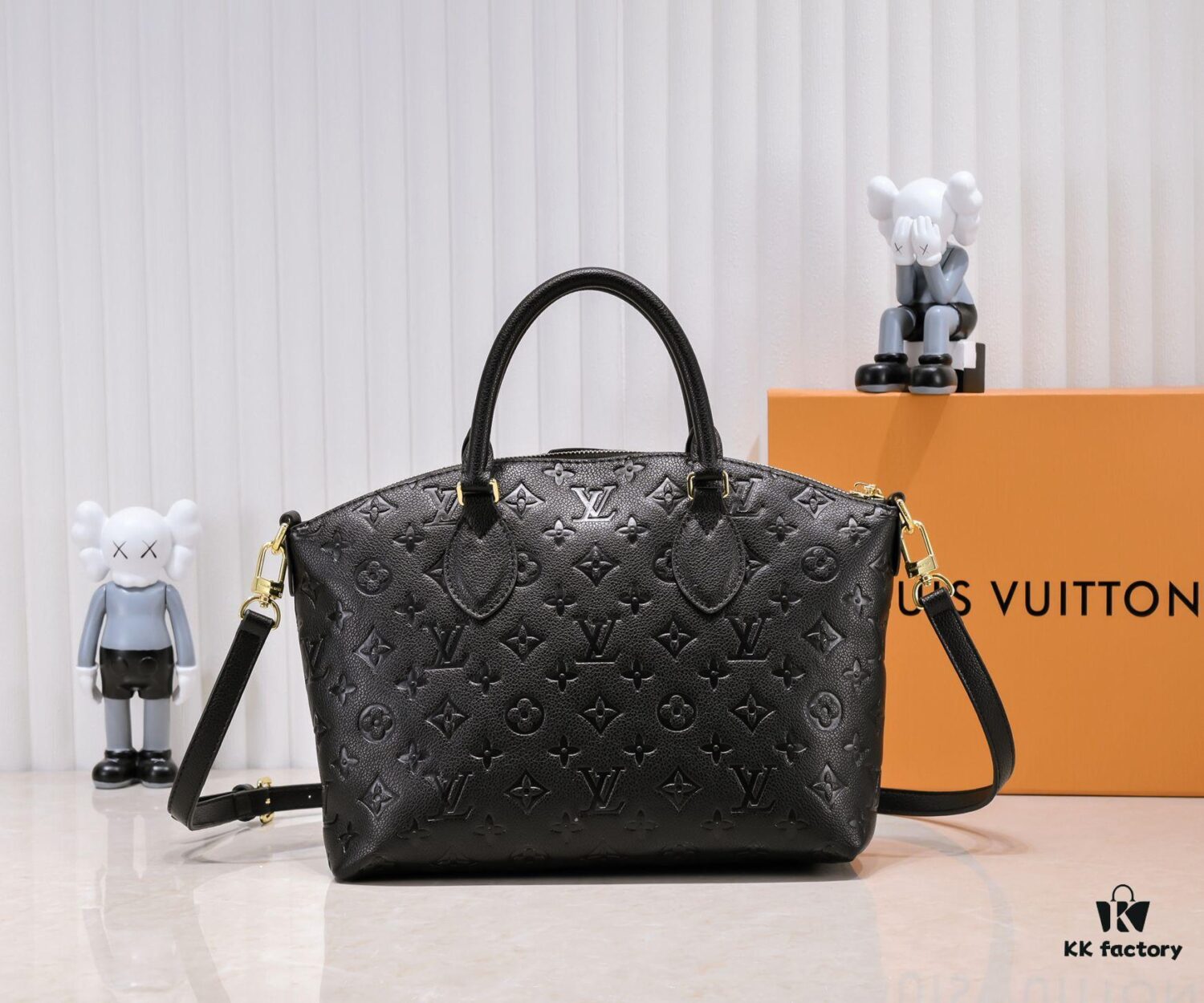 Top Quality Original Embossed Vintage Monogram Double-Sided Reversible Yellow Leather M45986 Small Size Embossed M45987 Large Size Boétie Small Zip Tote Bag in Monogram Canvas with Leather Trims, Fabric Lining, Lock and LV-Embossed Leather Tag