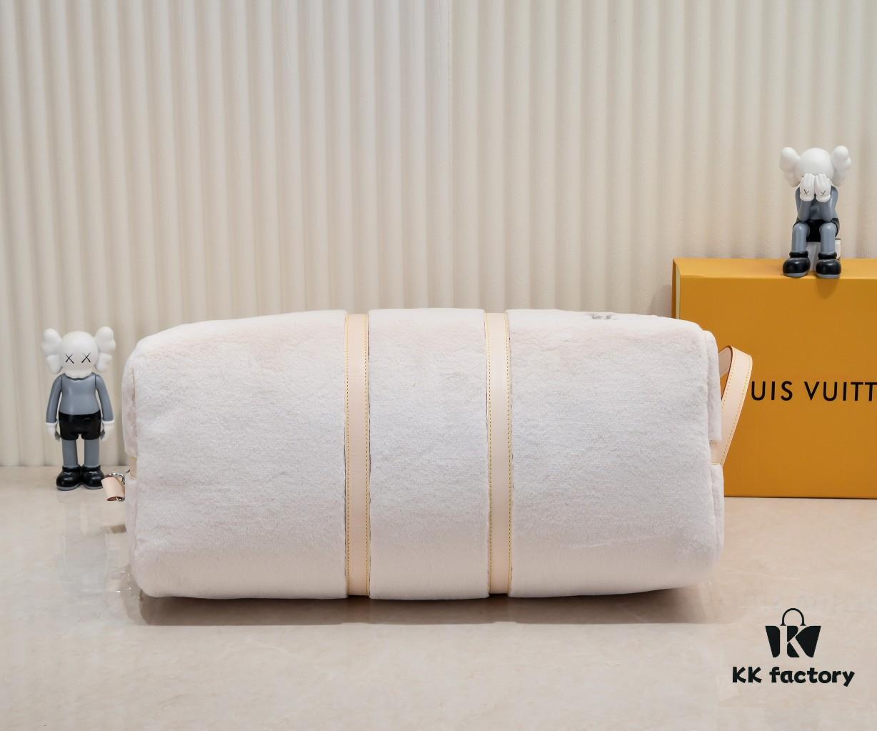 Exclusive Real Photo - Upgraded Version‼️ M23108 Puffy Shearling Keepall Bandoulière 50