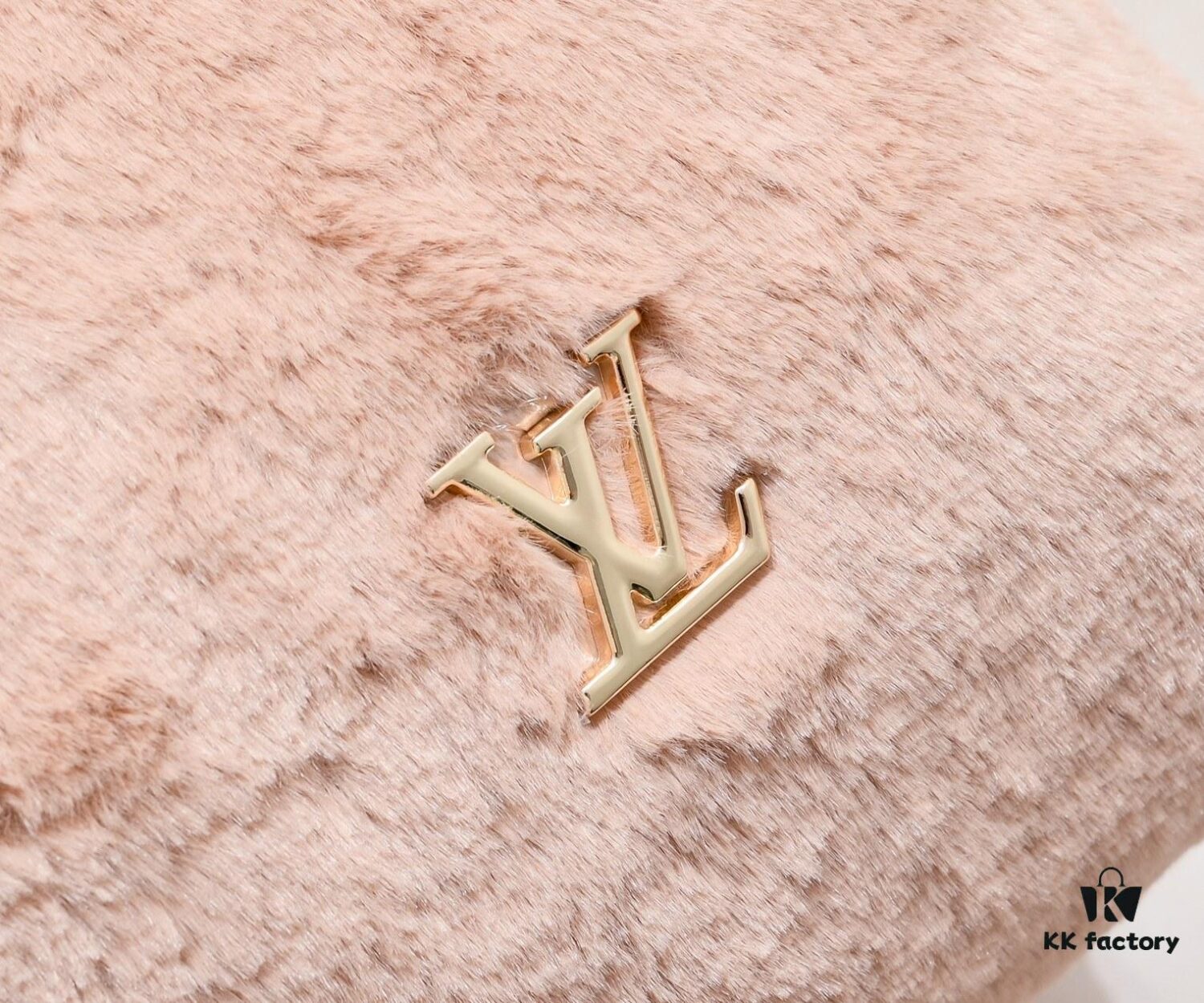 Exclusive Real Shot - Upgraded Version ‼️ M23108 Puffy Shearling Keepall Bandoulière 50