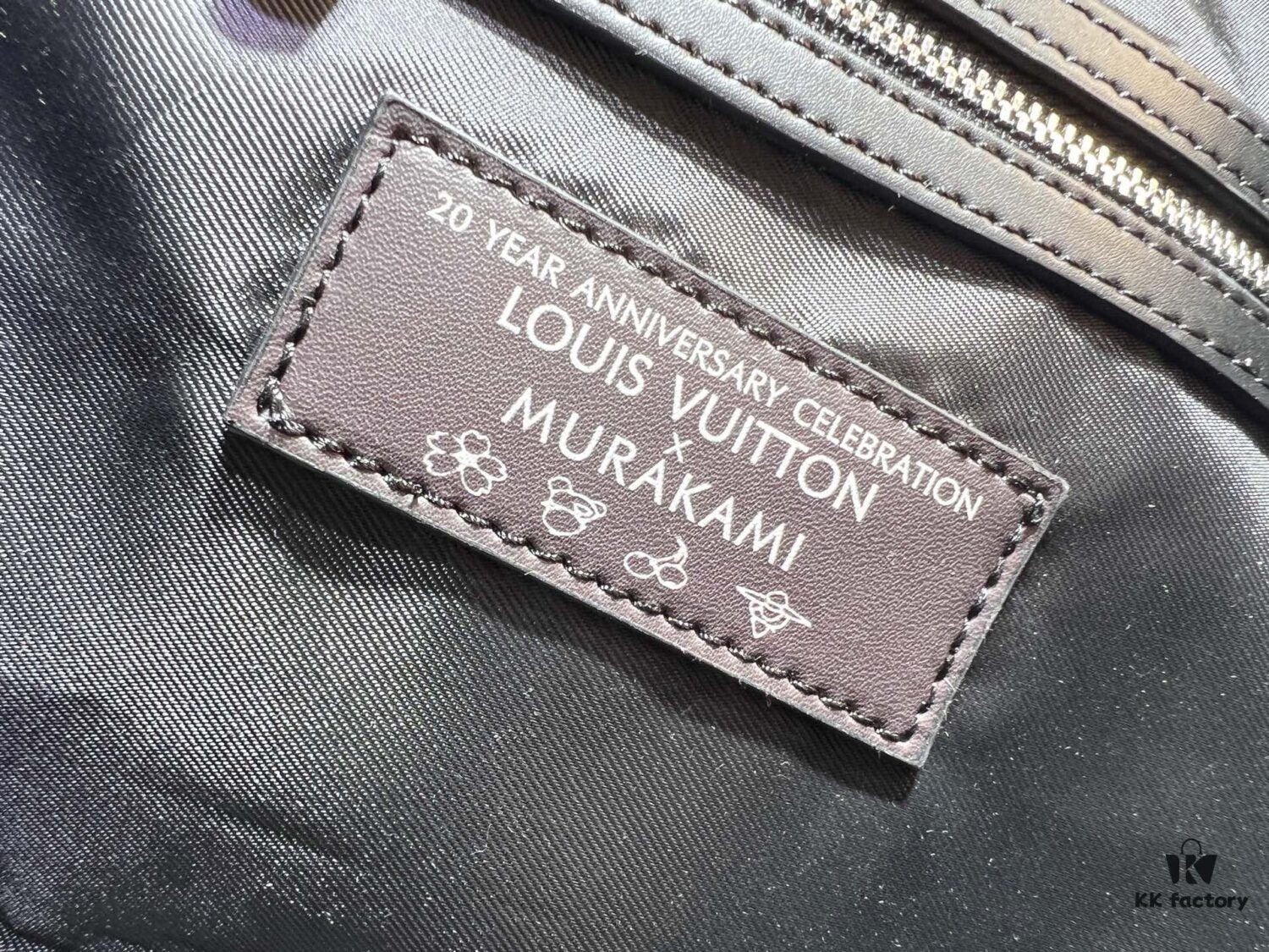 New Arrival M13745 41416 Black Colorful White Colorful 33 Color Series LV2025 Spring Summer x Murakami Collaboration