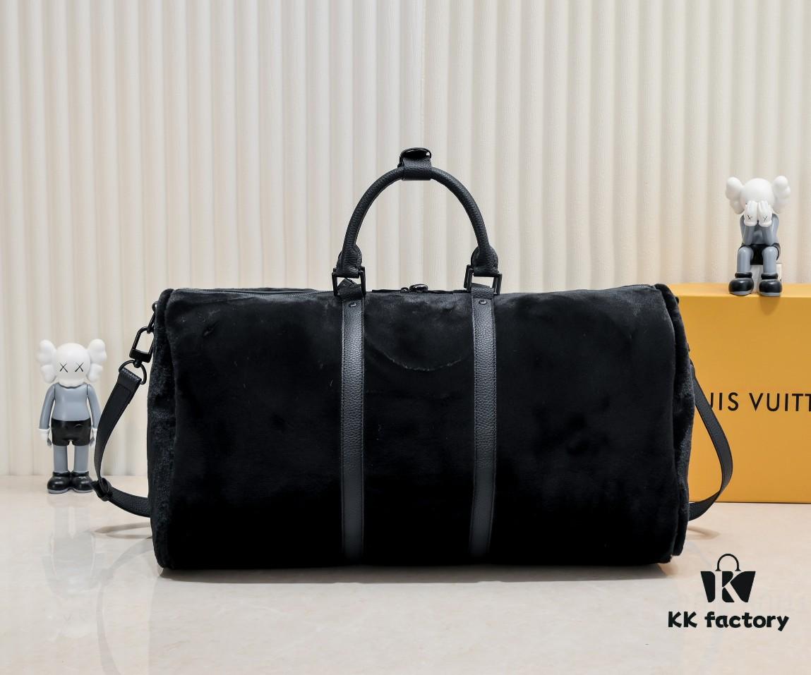 Exclusive Real Photo - Upgraded Version ‼️ M23108 Puffy Shearling Keepall Bandoulière 50