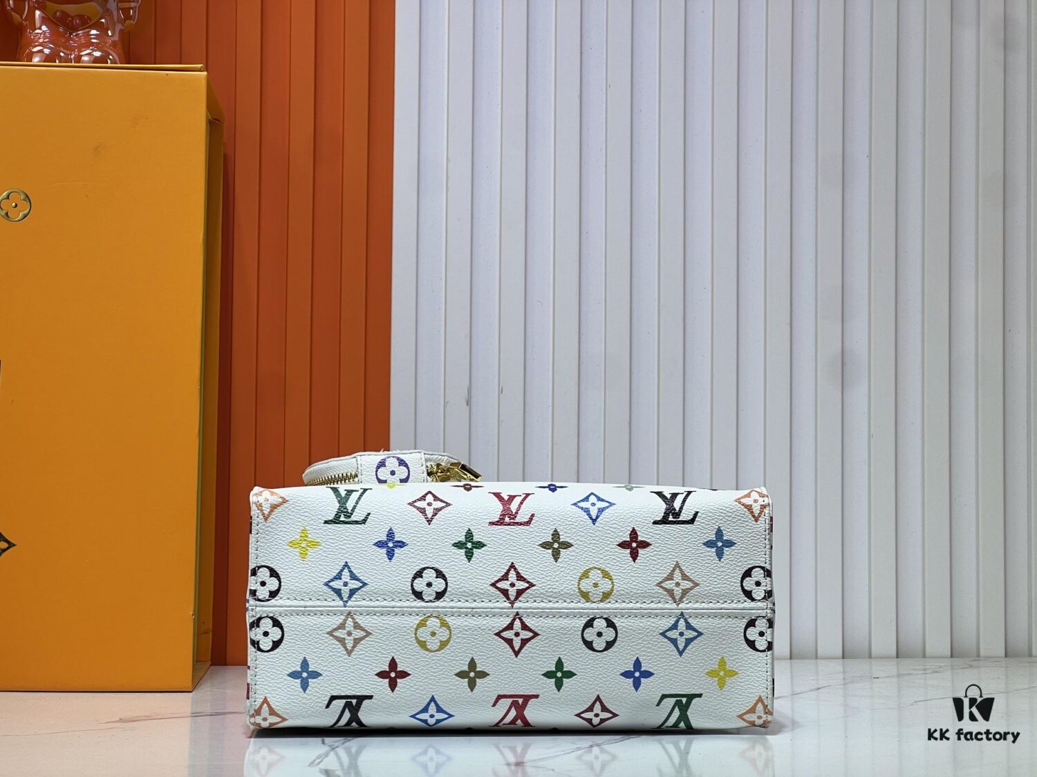 M45659 M46373🔥Lv & Murakami🐼 White Tri-color OnTheGo PM New Version