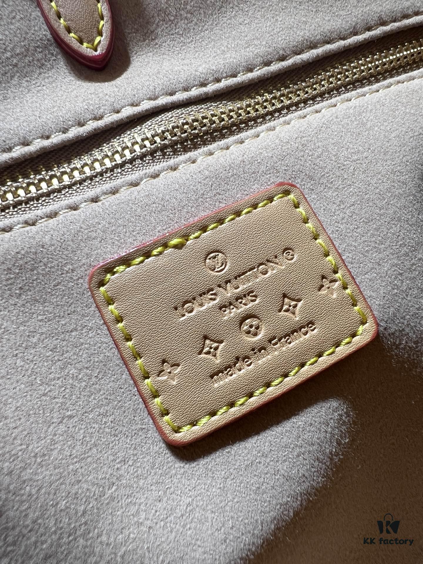 M45659 M46373🔥Lv & Murakami🐼 White Tri-color OnTheGo PM New Version