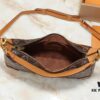 Upgraded Original M14196 Monogram Unisex 2025 Early Spring Soft Leather Series Horn Hobo Bag