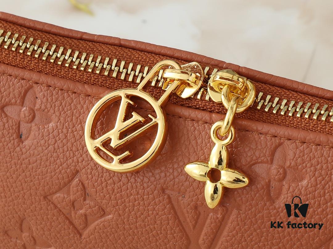 Upgraded Original 🔥Chain Strap🔥 M12174 This Pochette Sèvres Belongs to the LV Ski Collection, Ready to Shine in a 'Sparkling' Gun-Metallic Tone