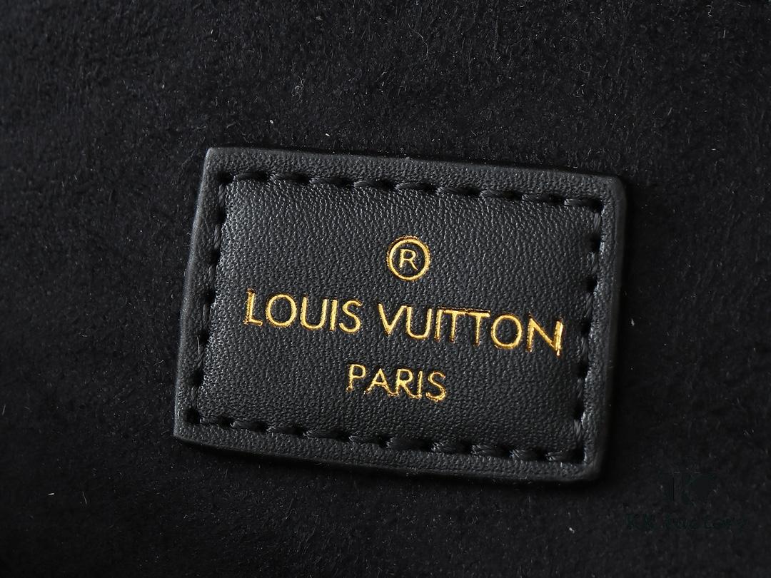 Upgraded Original M40780 Mini Metis Messenger Bag