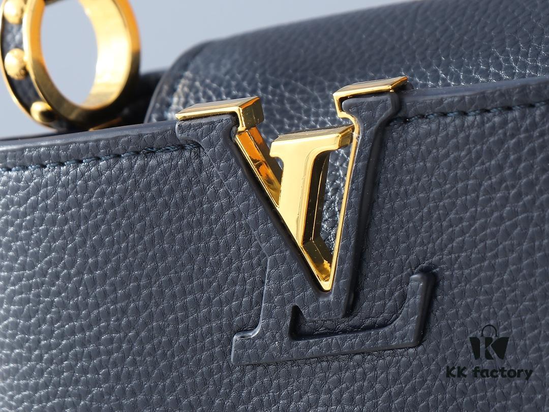 Upgraded Original M24728 M24736 M25087 M24655 M24656 M24733 M24729 M25090 M12785 M24727 M24745 This Mini Capucines Bag is crafted from refined Taurillon leather, accentuated by a lustrous handle ring and the iconic LV letter motif that enhances its compact silhouette. Featuring a detachable shoulder strap for versatile styling as a shoulder or crossbody bag. Dimensions: 21.0 x 13.6 x 8.0 cm (Length x Height x Width)