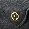 Upgraded Original M24728 M24736 M25087 M24655 M24656 M24733 M24729 M25090 M12785 M24727 M24745 This Mini Capucines Bag is crafted from refined Taurillon leather, accentuated by lustrous handle rings and the iconic LV lettering that highlights its compact silhouette. Featuring a detachable shoulder strap for versatile styling as a shoulder or crossbody bag. Dimensions: 21.0 x 13.6 x 8.0 cm (L x H x W)