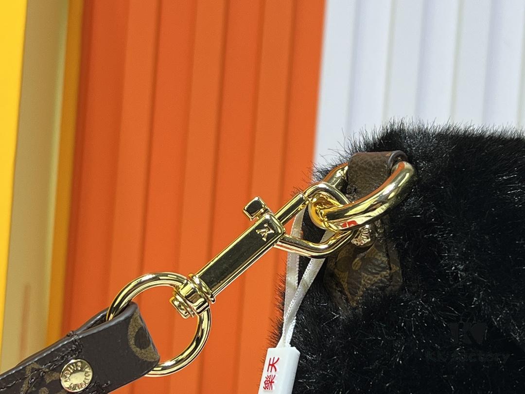 Upgraded Original M12097 M12192 M46829 Sunset Bag Crafted in Soft Shearling