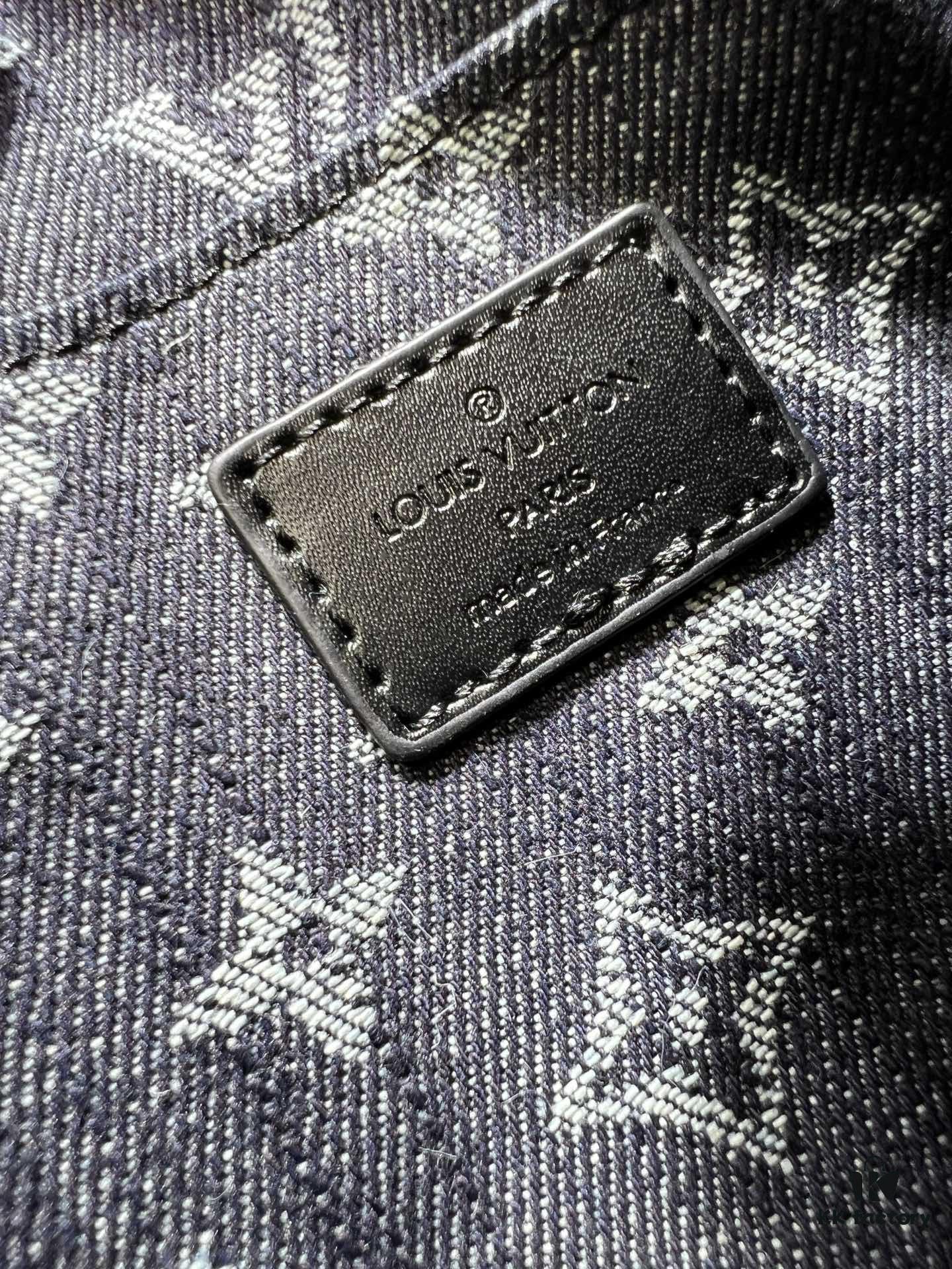 Upgraded Original M12097 M12192 M46829 Sunset Bag Crafted in Soft Shearling