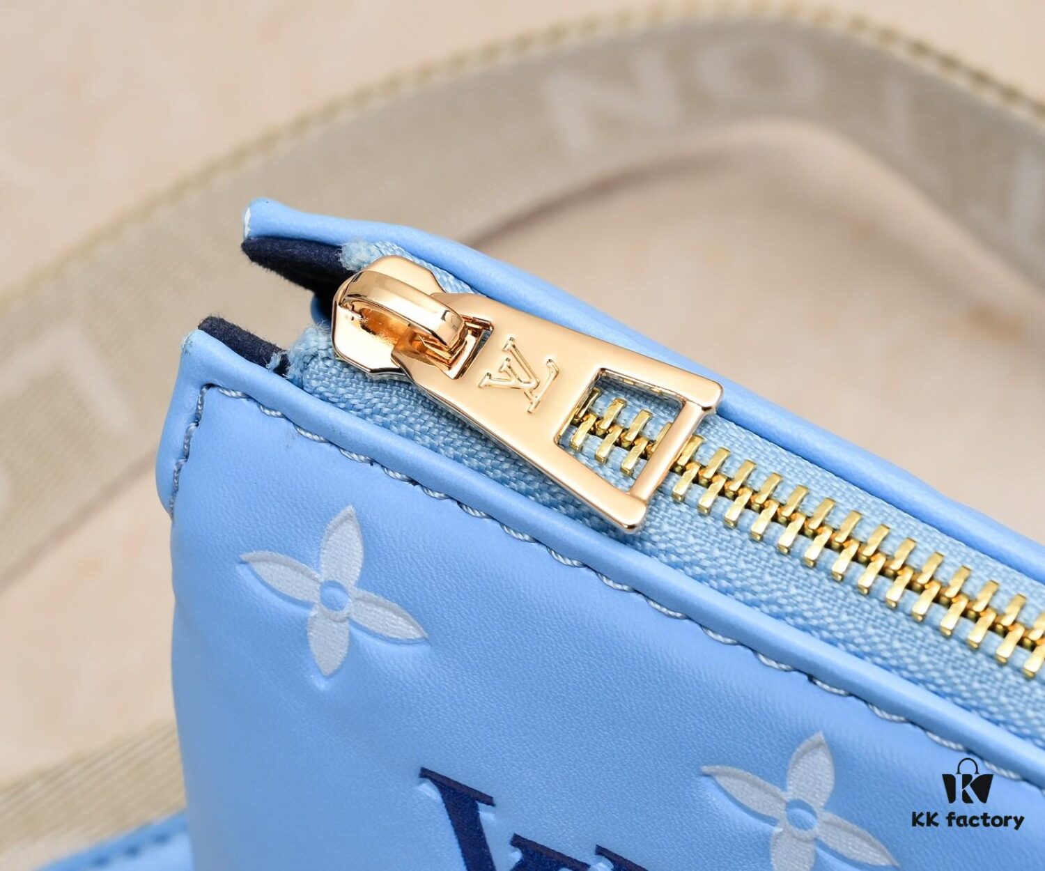 Exclusive Real Shot - Upgraded Version ‼️ M21353 Printed 57790 Small Coussin Handbag in Monogram Embossed Lambskin